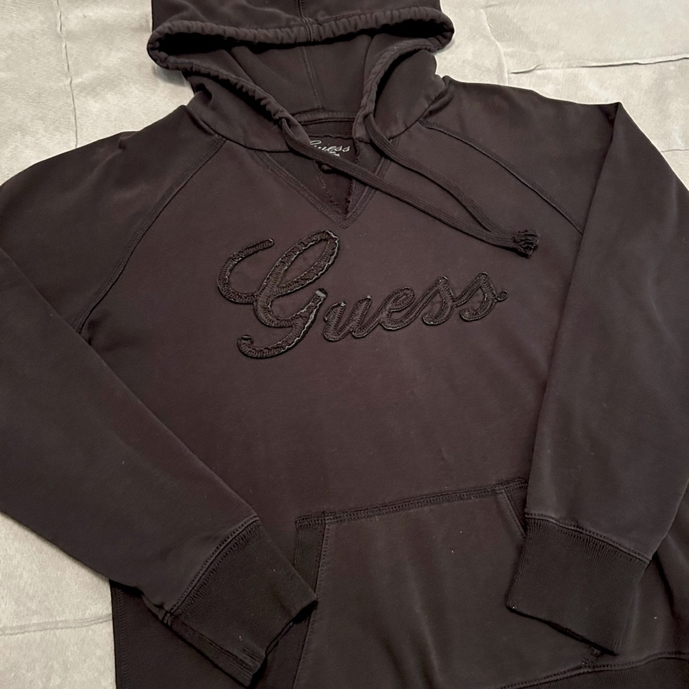 Guess hoodie black raised logo L Y2K